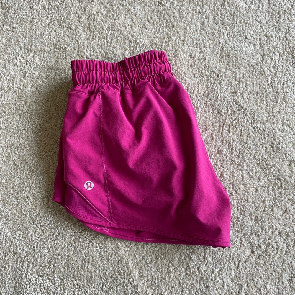 Magenta Purple Lululemon Hotty Hot Shorts 2.5in